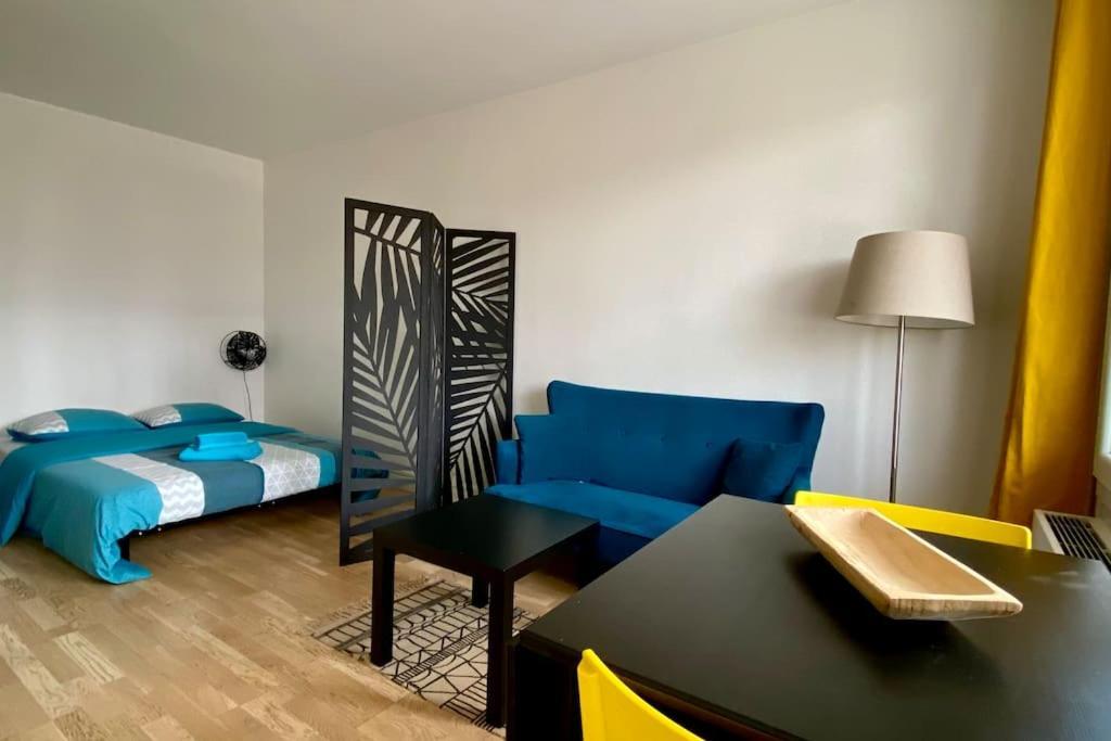Beau Studio Cosy Et Calme - Face A La Gare De Rosny-Sous-Bois - 20Mn De Paris Et Disneyland Eksteriør billede